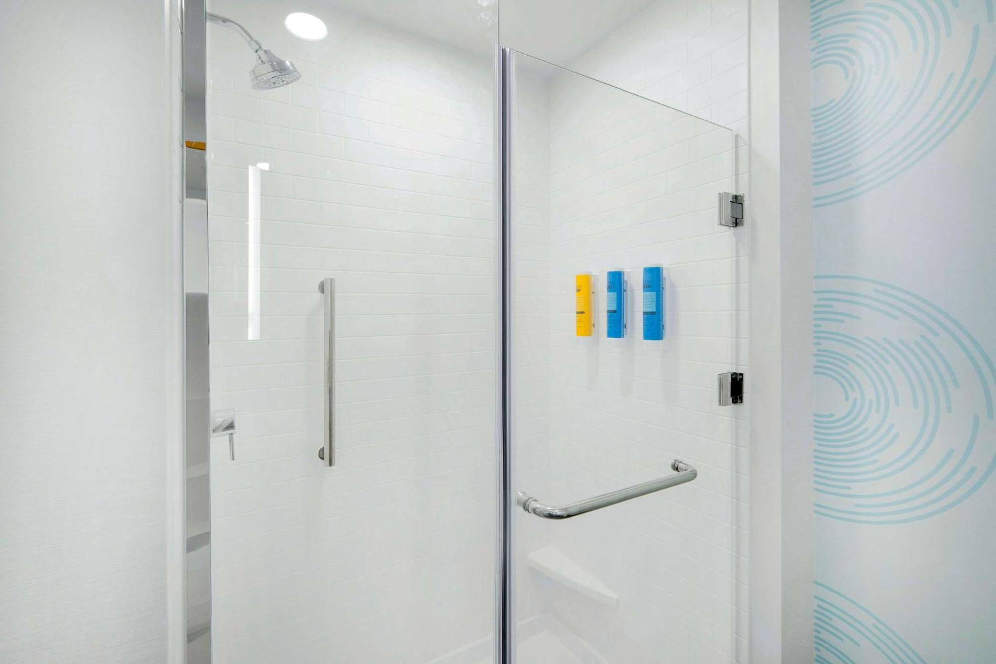 Tru By Hilton Wilmington Wrightsville Beach Exterior photo