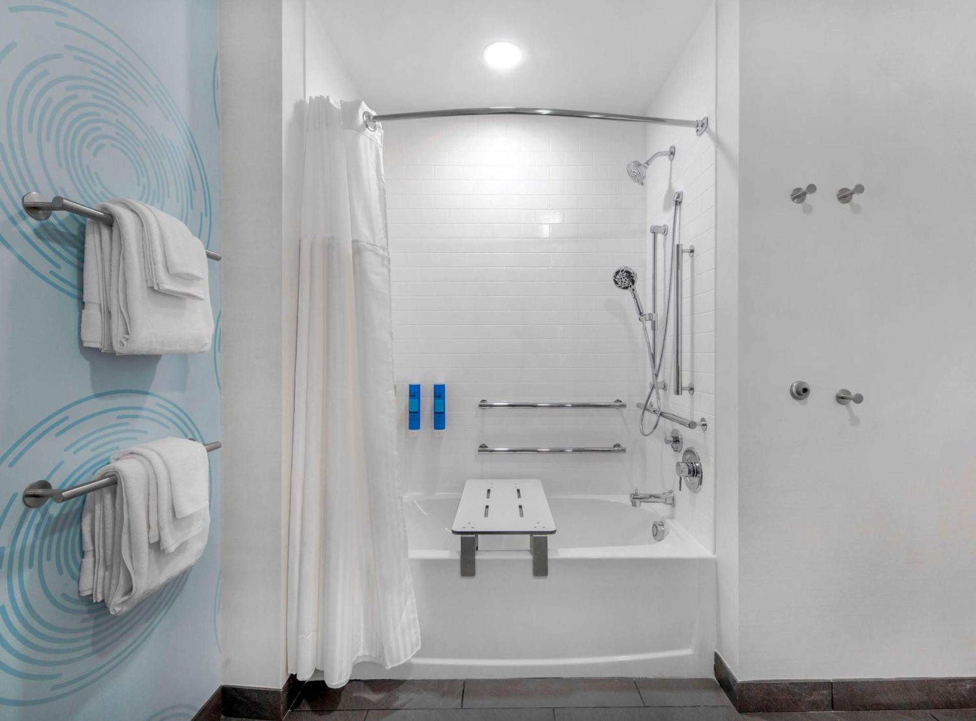 Tru By Hilton Wilmington Wrightsville Beach Exterior photo